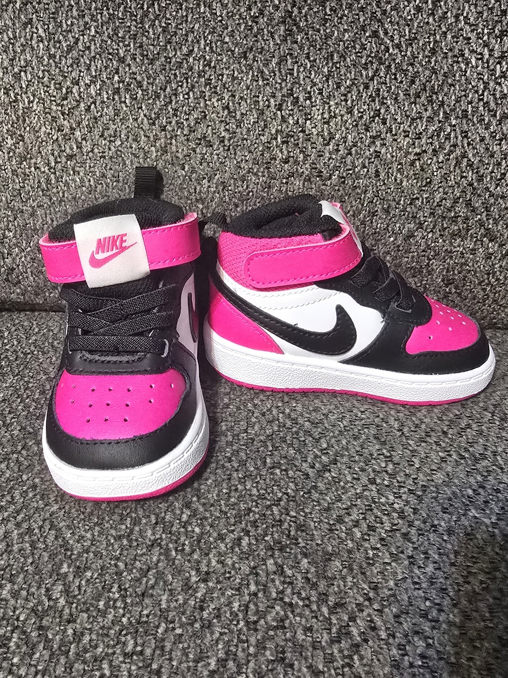 Nike Kids High-Top Sneakers in Hot Pink, Black & White